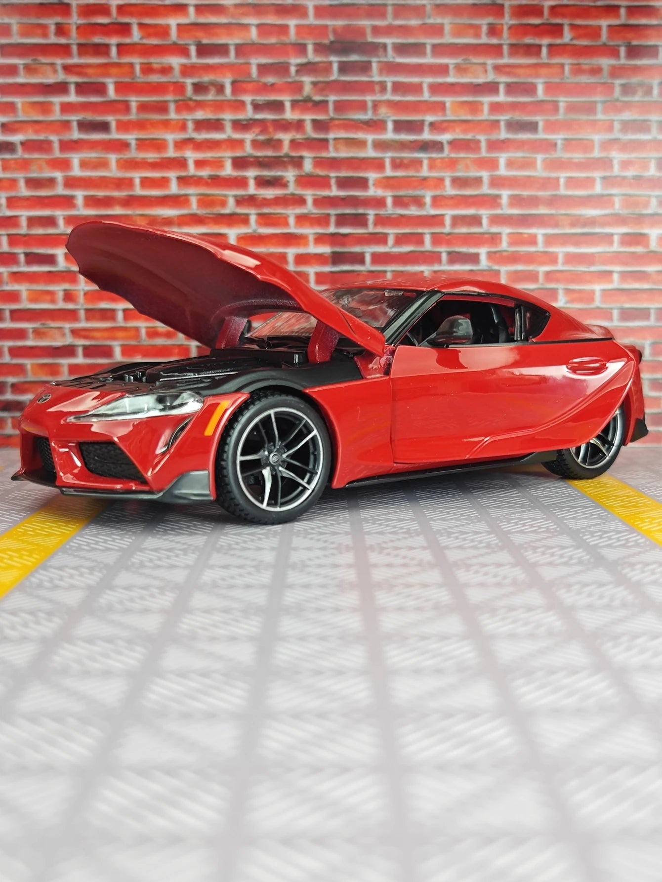 1:24 Toyota GR Supra