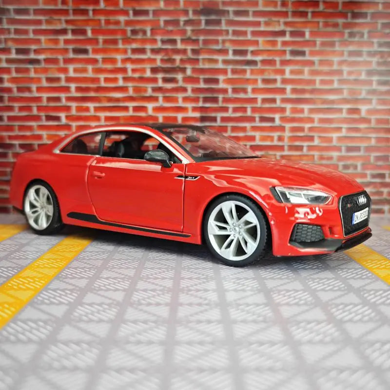 1:24 Audi RS5