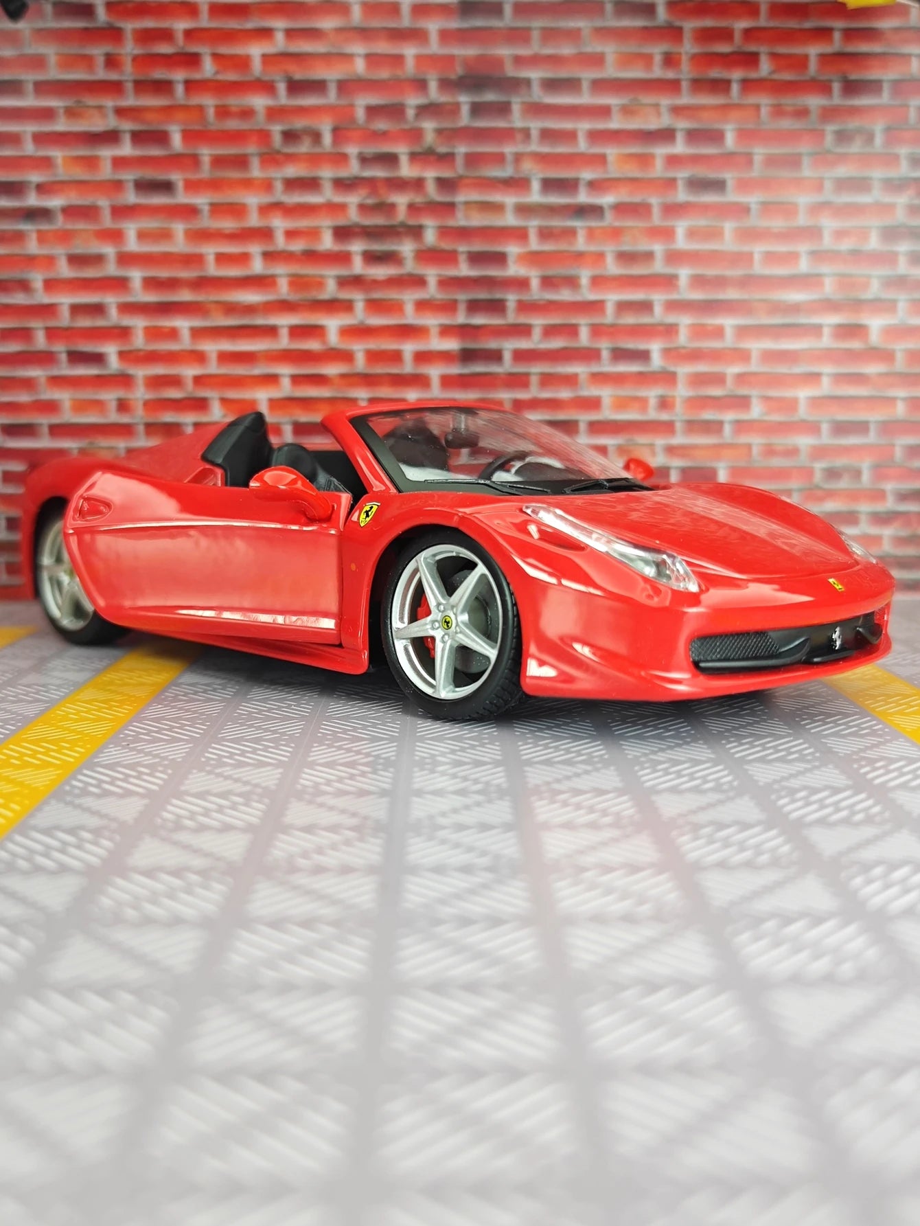 1:24 Ferrari 458 Spider