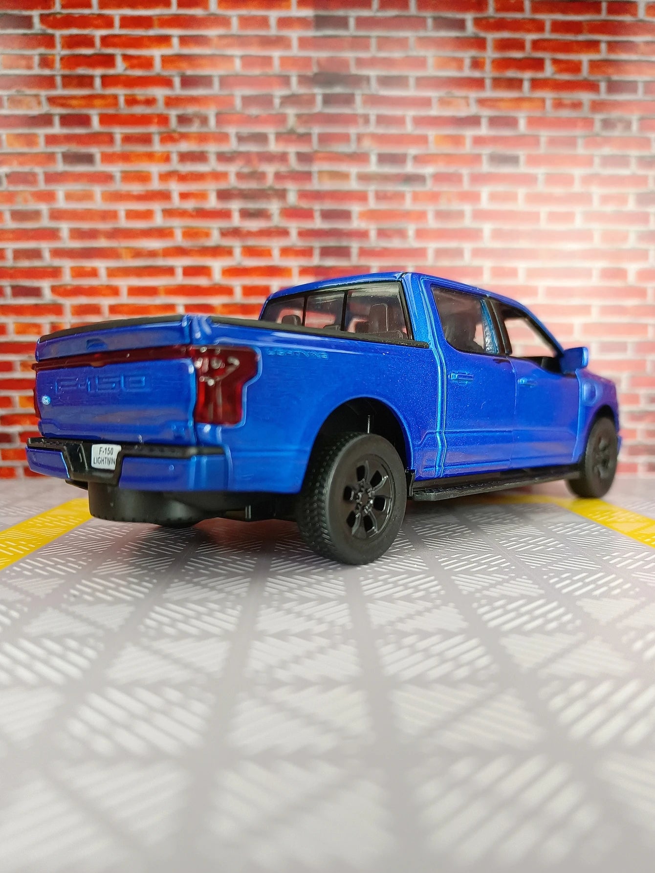 1:36 Ford F150 New Energy 2022