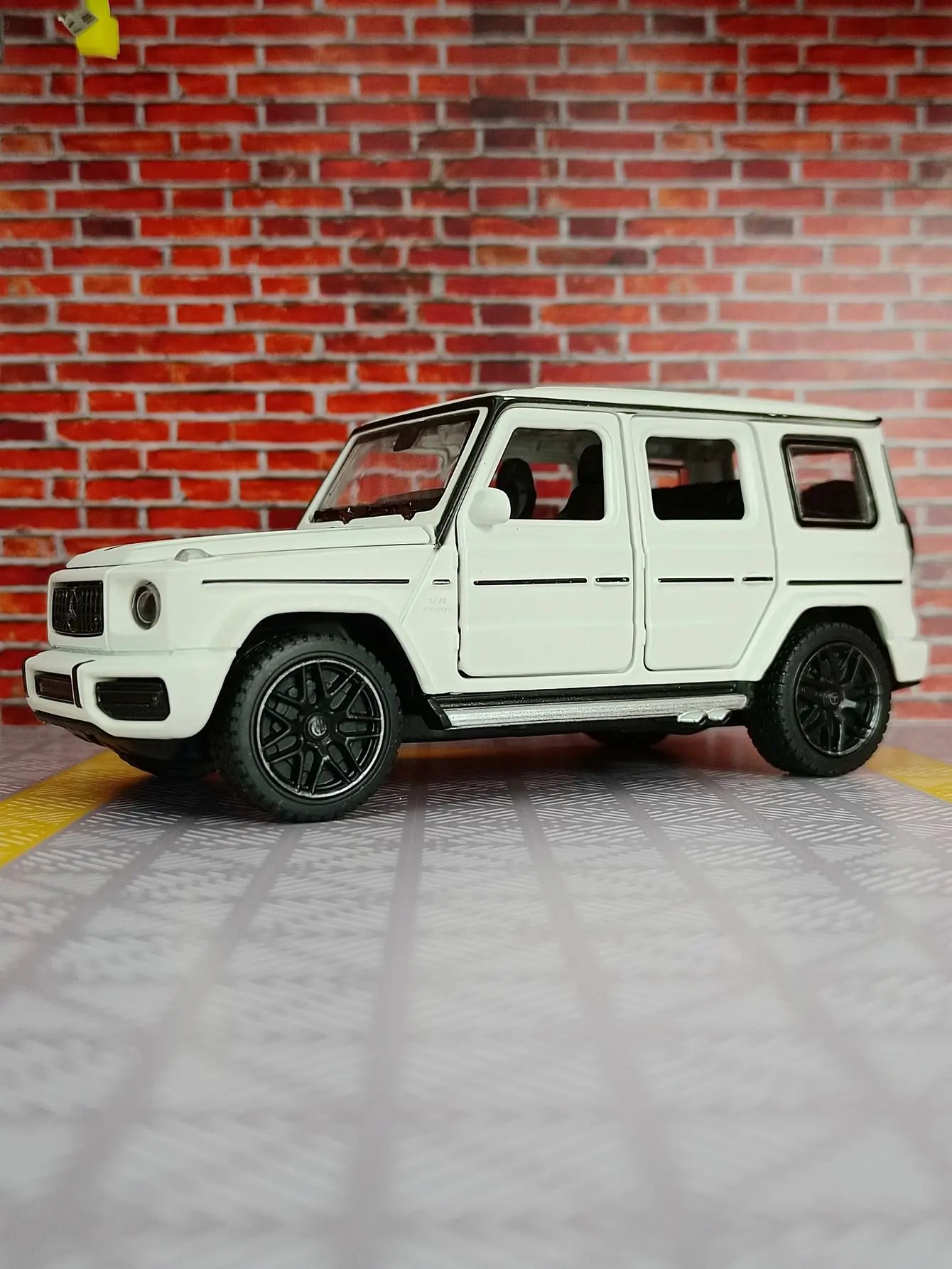 1:32 Mercedes G63