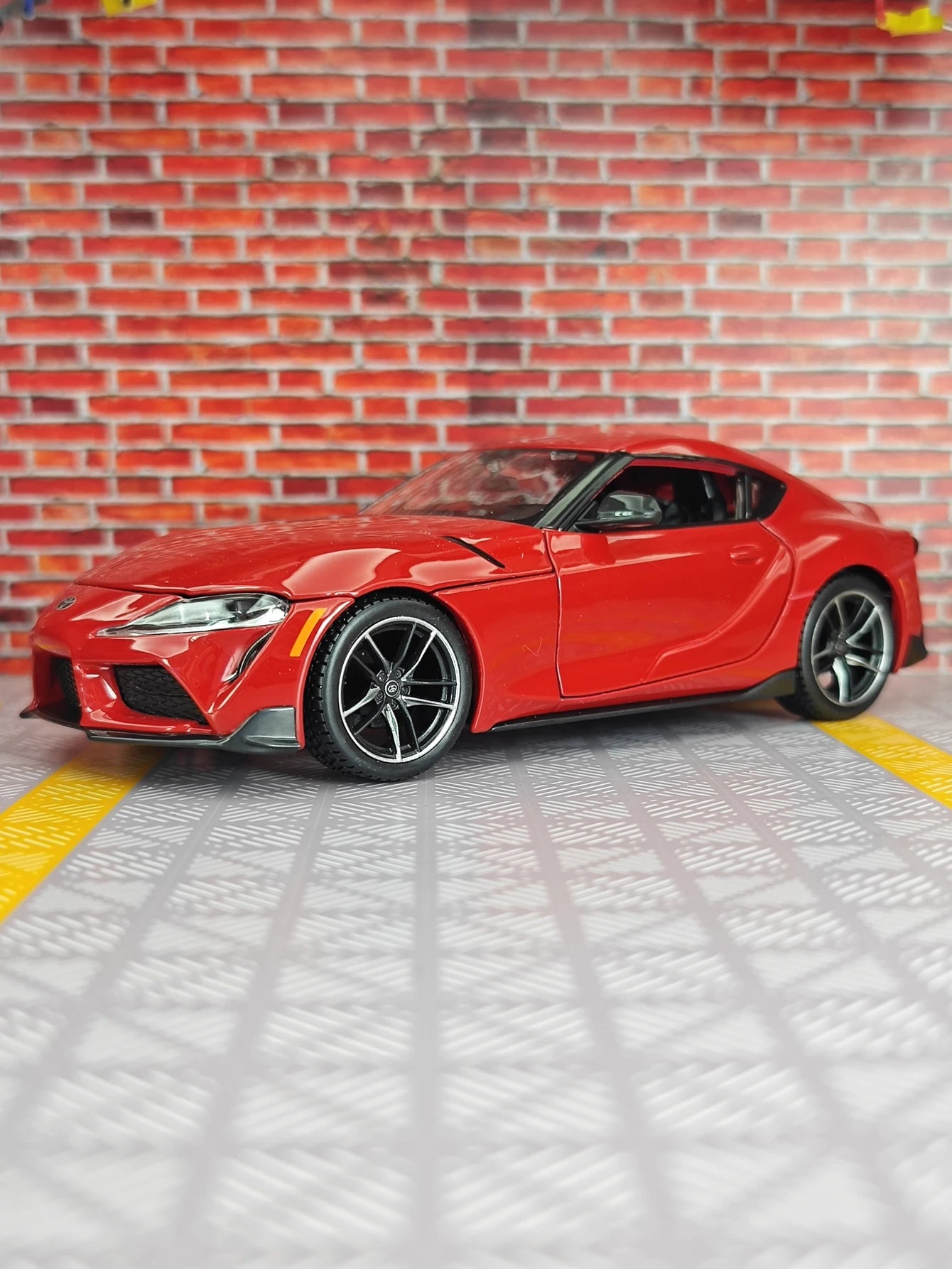 1:24 Toyota GR Supra