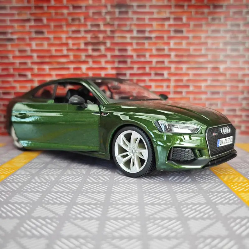 1:24 Audi RS5