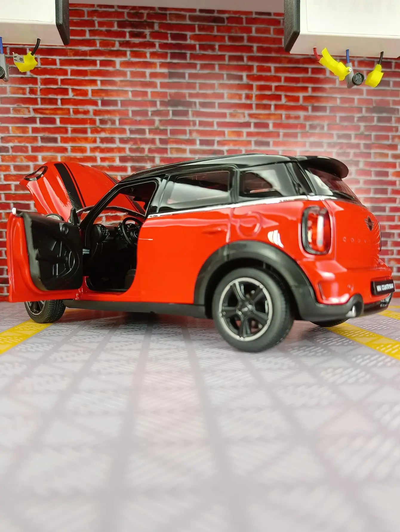 1:24 BMW mini cooper