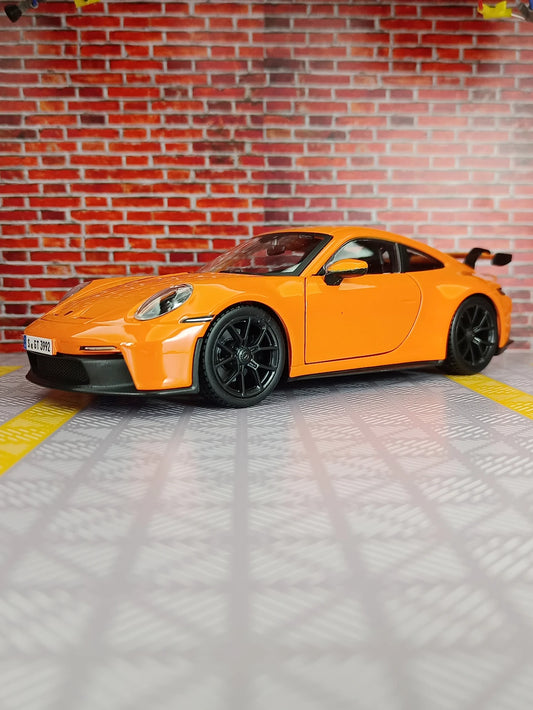 Porsche 911 GT3 1:24