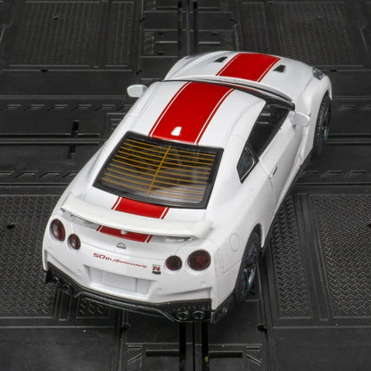 Nissan GTR 50th Anniversary Edition 1:32