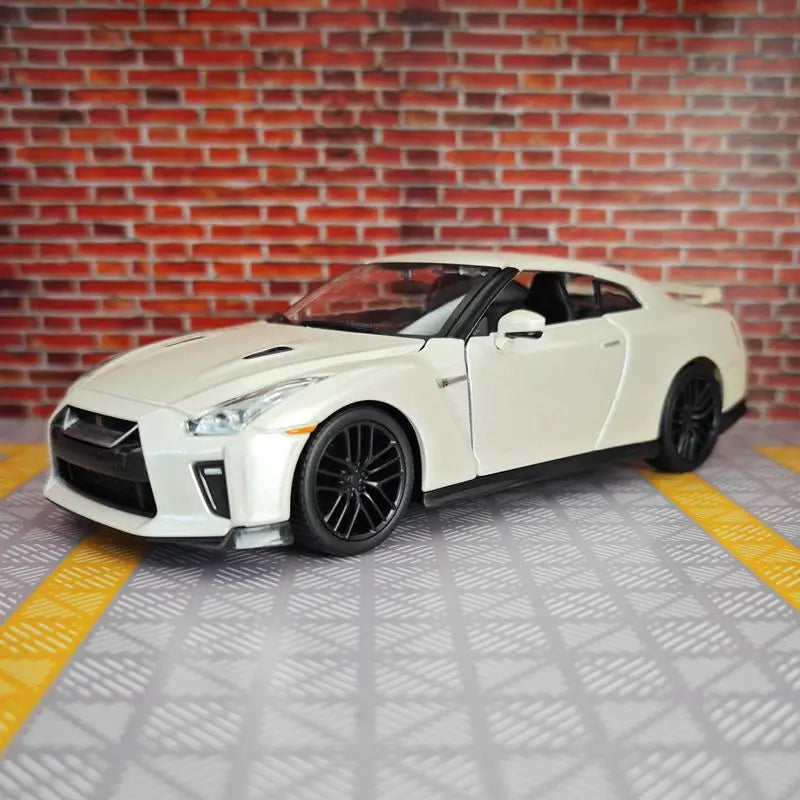 1:24 Nissan GTR 2017